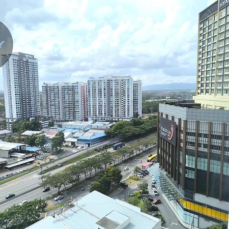 Platino 4Bedrooms Paradigm Mall Netflix By Stay Johor Bahru Exteriör bild